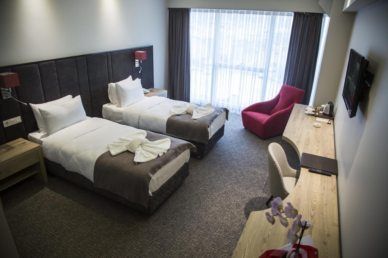 Hotel City Inegoel Esterno foto